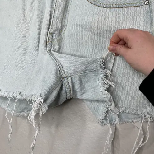 Quiksilver Womens Light Wash Cotton Frayed hem Denim Shorts Size 27 skater