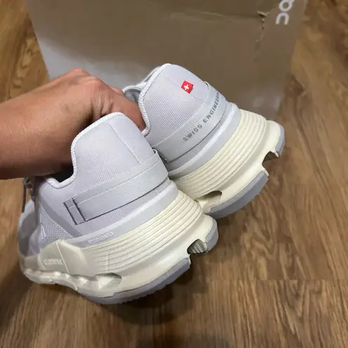 on cloud ON CLOUDNOVA gray running athletic training lace up shoes sneakers new