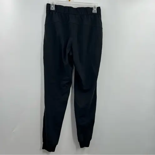 Lululemon  On the Fly Jogger *Luxtreme black size 4  comfort stretch