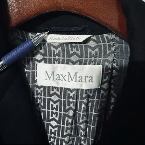 Max Mara Black Single Breasted Lapel Collar 100% Virgin Wool Blazer Sz 8 Italy