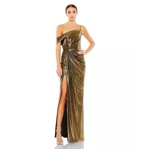 Mac Duggal IEENA for Gold Metallic One-Shoulder Gown style 26728 size 8