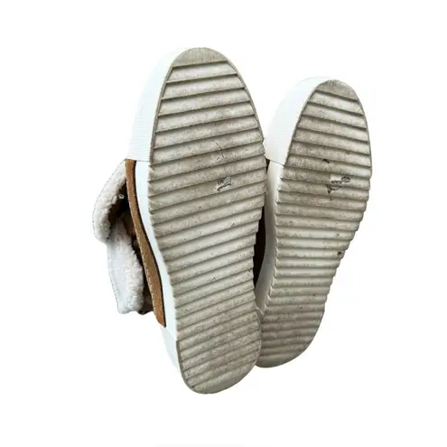 CECELIA NEW YORK Julie Wedge Sneaker Boots in honey 7.5 Tan