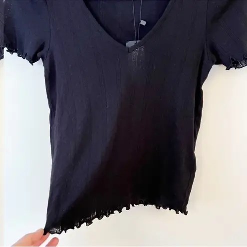 VERO MODA Black Knit Lightweight Ruffle Hem Short Sleeve Top Size Small NEW