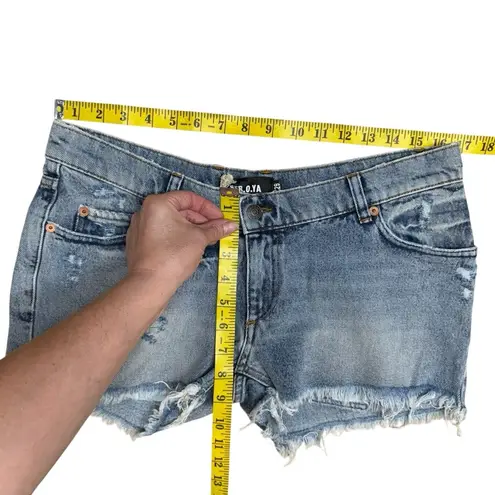 NWT Free People X SER.O.YA Lyle Shorts Denim in Sorrento Size 29 Distressed Blue