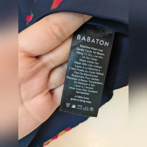 Babaton  Randy Short Sleeve Blouse V Neckline Floral Sz L EUC