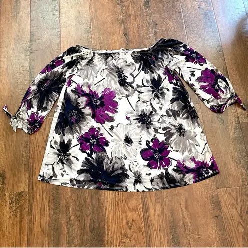 Pinkblush plus size top, size approx 2X or 3X