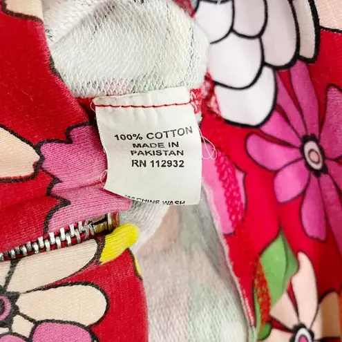 Vintage Girl Yellowstone Park 70s Floral Zip