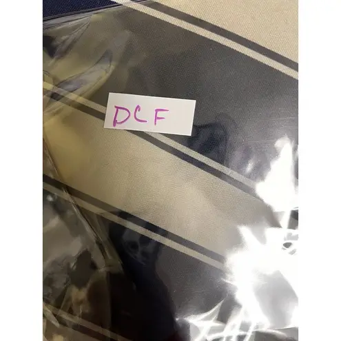 Paris Blues 305-004 Capri Women's size 5 27x20 Wash Blue Jeans