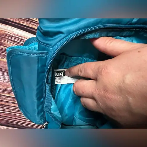 Lug Crossbody shoulder Bag. Blue. Size: One Size. Blue