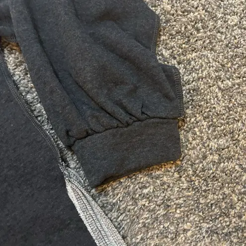 Umgee  USA Sweater, Gray & White. Loose Fitting. NWT Size Small - Image 6