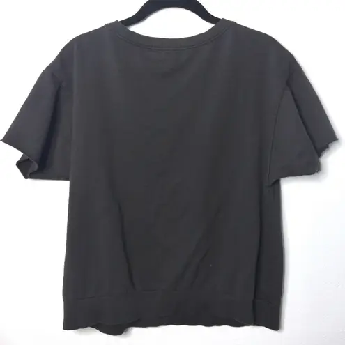 Truly Madly Deeply Heart Breaker Graphic Tee Size Medium