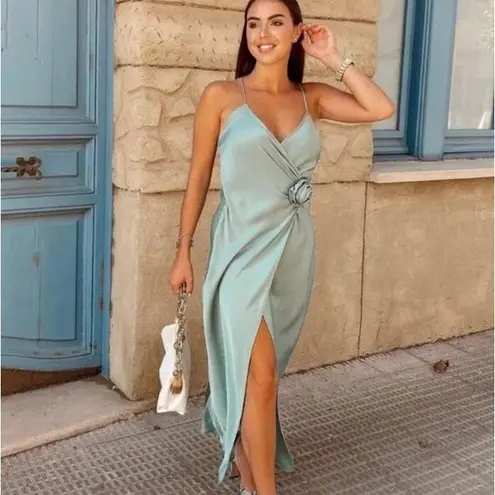 ZARA  Satin Camisole Midi Slip Dress Size Flower‎ Detail Sea Green- Small