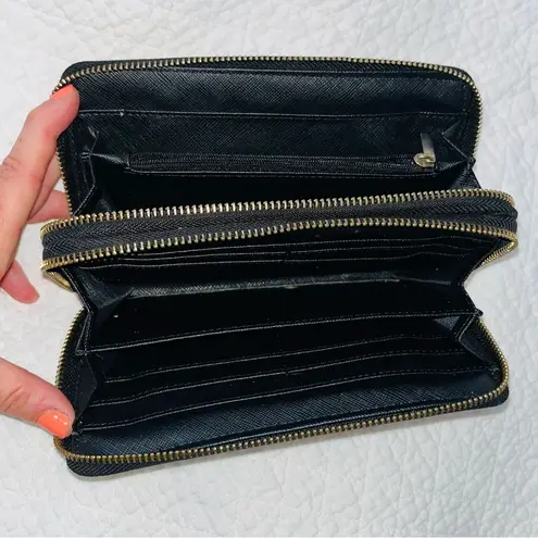 Retro Wallet Magazine Cover Design Red