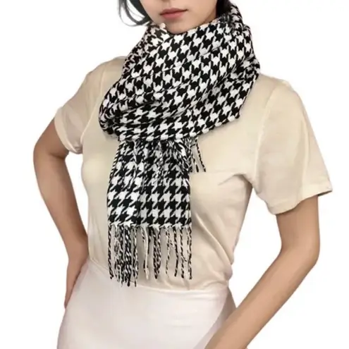 Houndstooth Black White Soft Knit Scarf New Alabama Skinny Long Fringe Unisex