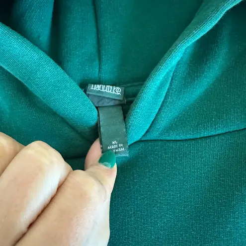 Wild Fable Green  sweatshirt 