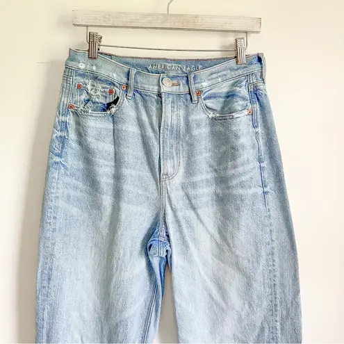 American Eagle Light Wash Light Distress Baggy Jeans sz 10