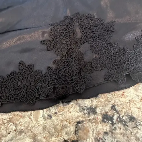 Black Satin Pajama Set Robe Pants Nightie Lace Trim Womens Size M/L New Lingerie Size M