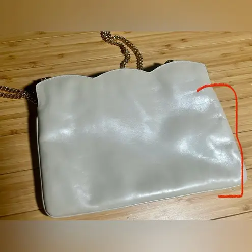 Salvatore Ferragamo Vintage Ferragamo Bag Cream Gold Chain Party 1980s Clutch Leather