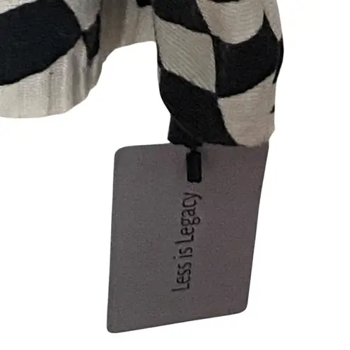 NWT ~ Oversized Abstract Checked Walk City Art Deco Woman Sweater ~ OneSize Black Size undefined