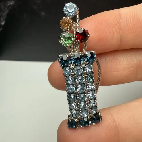 Rhinestone Golf Bag With Clubs Silver Tone Brooch Pin Golfing