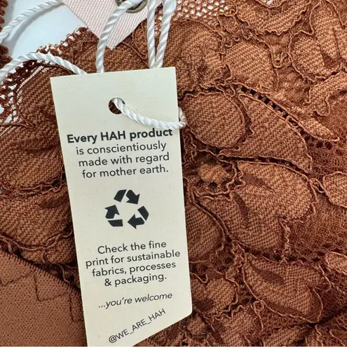 We Are HAH Groupie Triangle Bralette Milk Chocolate Lace Halter Open Back Size S Brown