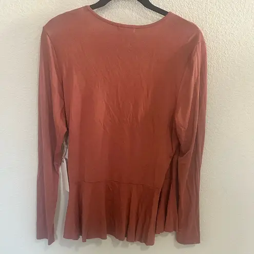 Leith  Wrap Surplice Long Sleeve V-Neck Top in Cedar Coral Size Large thumbnail 8