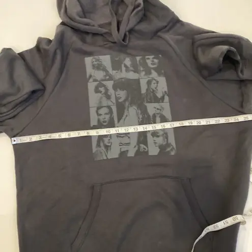 Taylor Swift Gray Official Eras Tour Hooded Pullover Sweatshirt NWOT Sz XL
