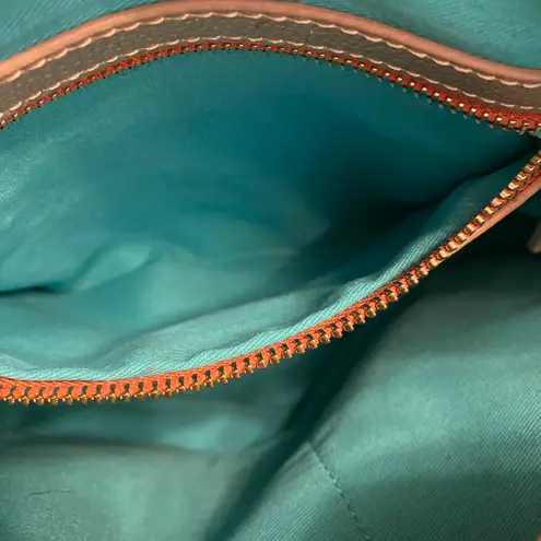 Kelly Wynne Gold Metallic Purse