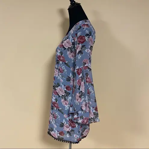 Dee Elle 🛍️ Floral Rose Gray Long Bell Sleeve Mini Sheath Dress Size XS