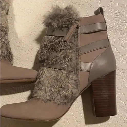 Louise et Cie  Gray Fur Ankle Boots NIB 8 LO-SENECA