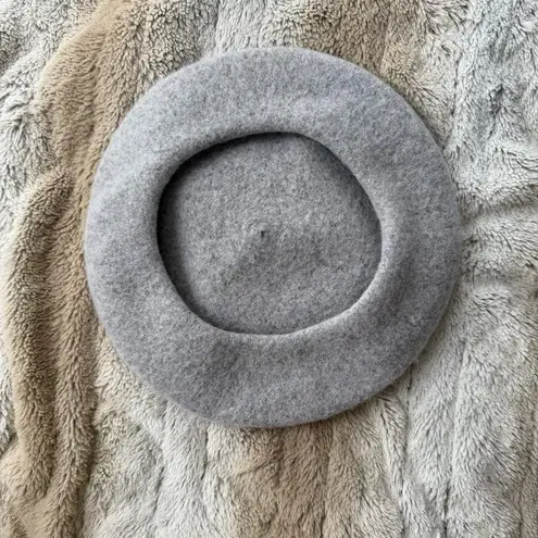 Halogen  Gray Wool Blend Women’s Beret Hat One Size EUC - Image 3