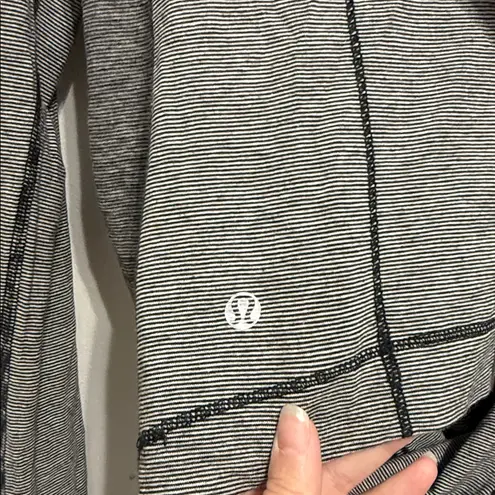Lululemon  Striped Iconic Wrap Top Size 4