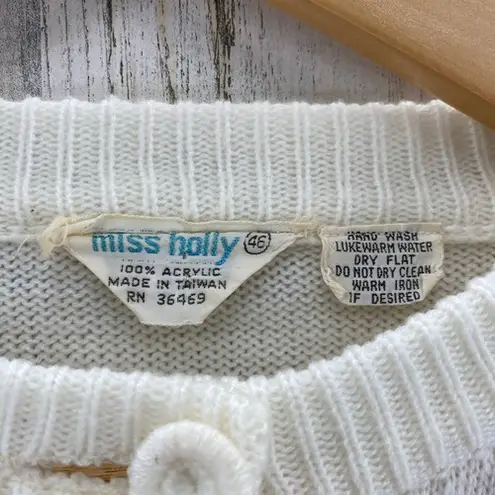 Miss Holly Vintage 70s Preppy Cottagecore Sweater Large White Cable Knit Flowers