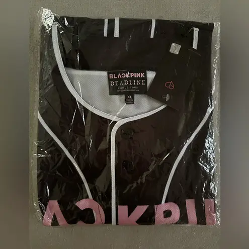 BLACKPINK 16 OFFICIAL DEADLINE TOUR Baseball Jersey NEW size XL w sticker Pack Black