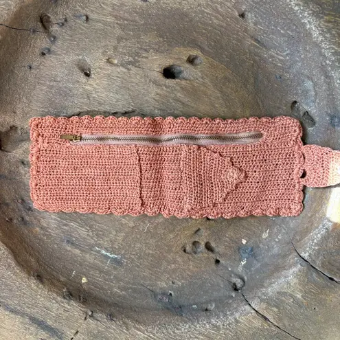 Handmade Vintage crocheted bifold terra-cotta women's wallet 5 x 3.5 inches