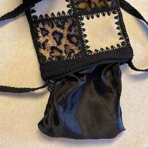 Crossbody Weave & Faux Fur pocketbook/cell phone holder patchwork bag