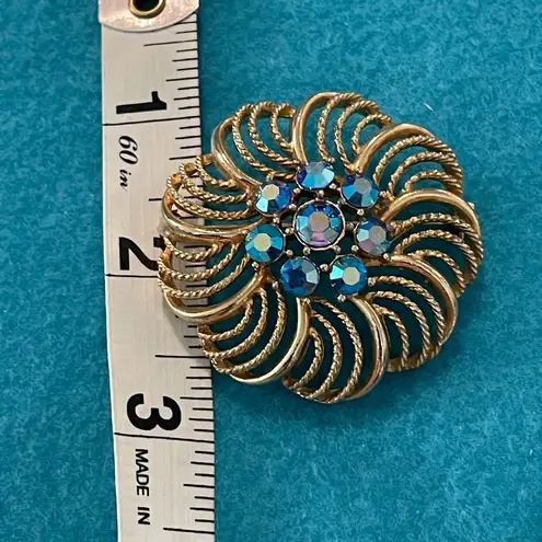 Vintage Aurora Borealis Brooch