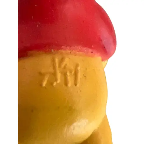 Vintage AAI Winnie The Pooh Dangle Earrings Plastic Disney Bear Estate 1.25" Red