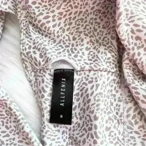 Allfenix M Crop Shelf Bra White Beige Leopard Print Top Stretch Gym Athleisure Size M