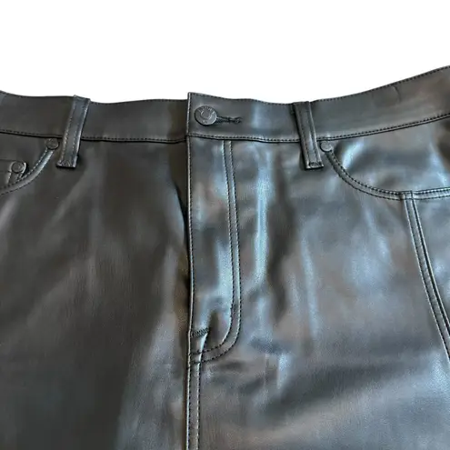 Pistola Rhea Black Faux Vegan Leather Mini Skirt Cargo Pockets Size 31 Women's