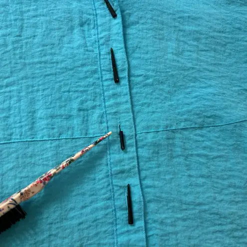 Habitat Clothes to Live In Turquoise Button Front Textured Shirt Large Rayon