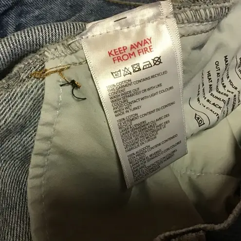 BDG Urban outfitters dad cropped jeans