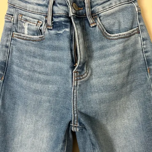 Willow + Root The Mom Jean 23x27 light wash jeans