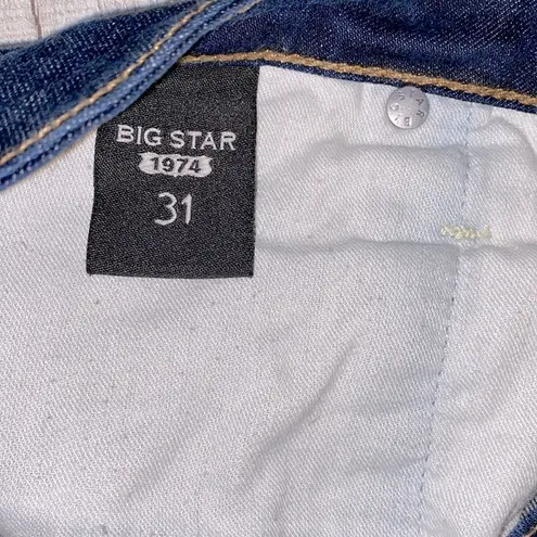 Big star  denim Remu low rise fit shorts size 31