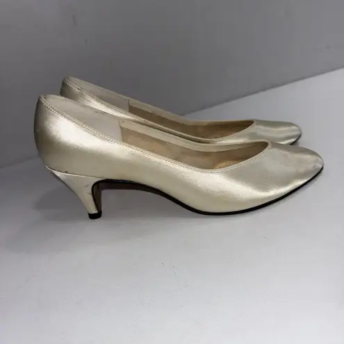 Vintage Dolce By Pierre Wedding Minimalist Ivory Satin Kitten Heel Pumps 8N Size 8