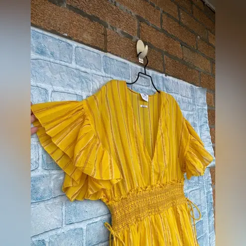 Saylor Adrianne Ruffled V-Neck Metallic Striped Gold Mini Dress medium