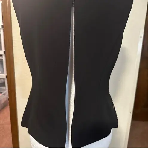 Ella Donna by Ann Taylor Black & White Beaded Sleeveless Blouse 42 Euro Formal