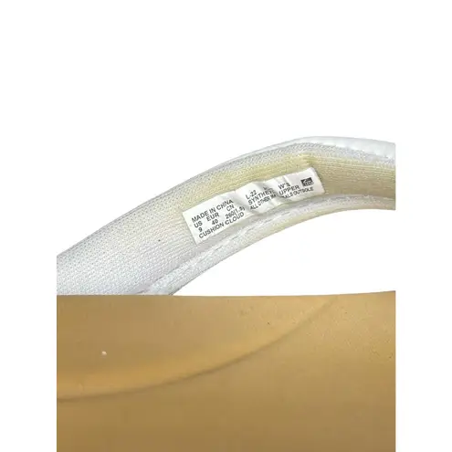 REEF Women's Size 9 Cushion Cloud White Tan Flip Flops Sandals Slip-Ons