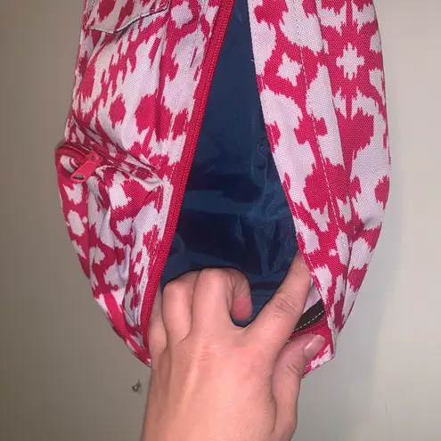 KAVU Hot Pink White Ikat Geometric Patterned Rope Sling Bag Backpack Travel