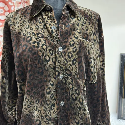 True Grit Vintage  Crushed Cotton-Velvet Cheetah Print. Lined Jacket-Shirt